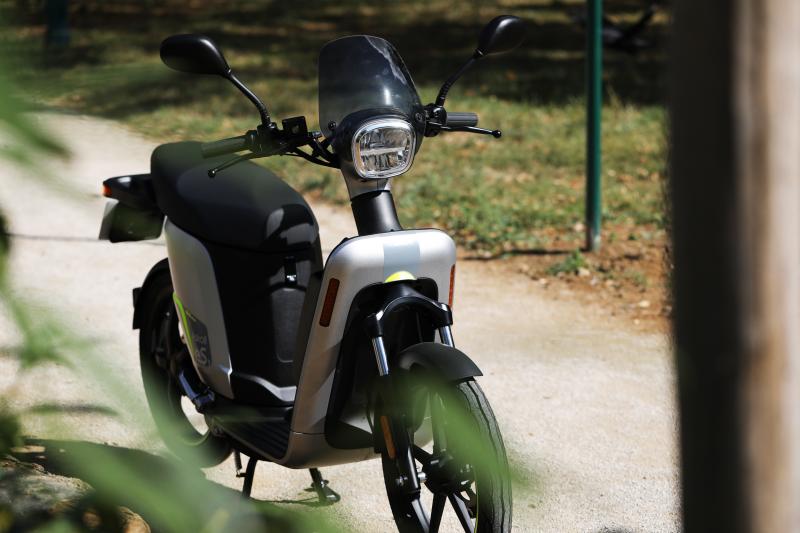  - Askoll eS3 EVOlution | Nos photos du scooter électrique dans Paris